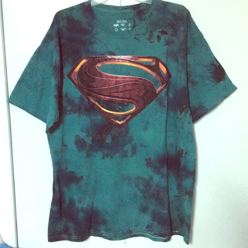 Tee shirt